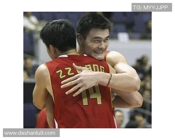 新疆姚明杨的篮球传奇与民族团结的故事探讨