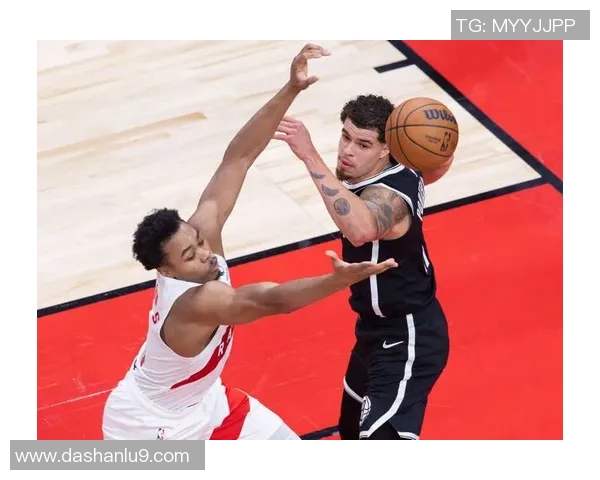 猛龙队力克篮网，洛里发挥神勇，带领球队再创辉煌